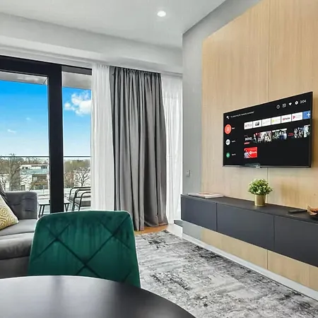 Skyline Views 布加勒斯特